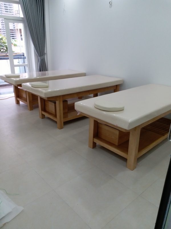 Giường Spa, massage gỗ sồi đẳng cấp - Thiết Bị Y Tế Phương Nga - Công Ty TNHH Sản Xuất Và Thương Mại Ngân Cường